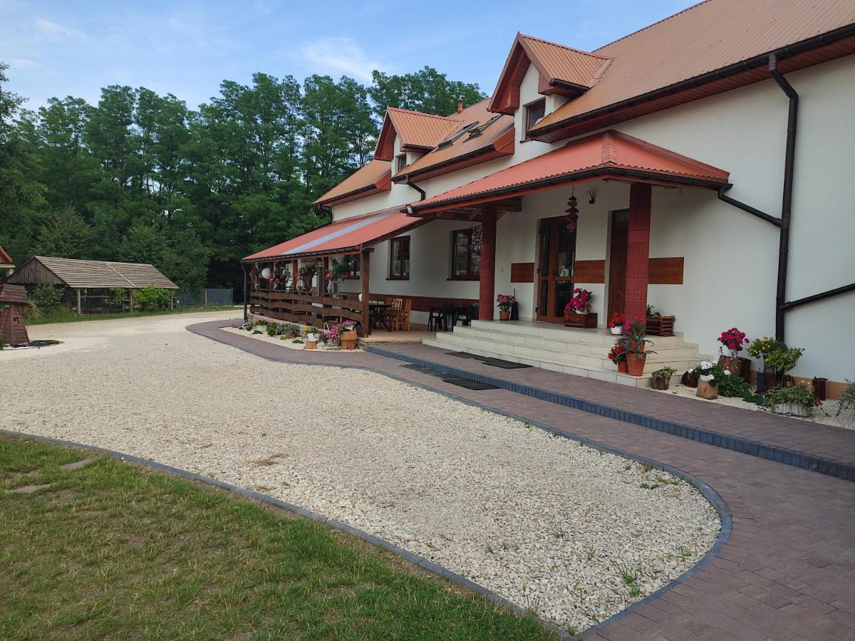 Вілла Agrowczasy Nad Stawem Ґартатовіце Екстер'єр фото